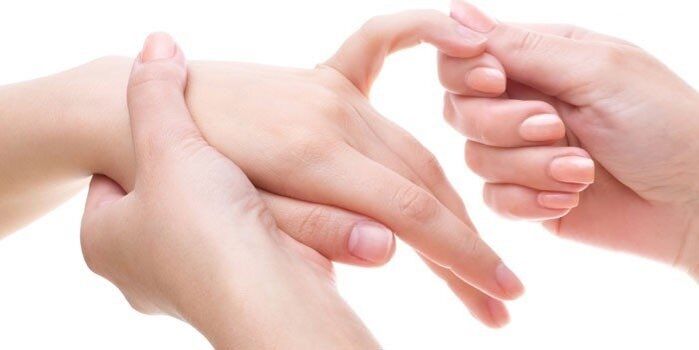 Αρθρικός πόνος στα δάκτυλα κατά την κάμψη